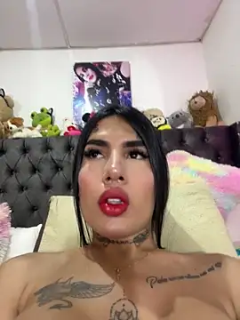 saragill323 online show from 01-18-25, 07:48