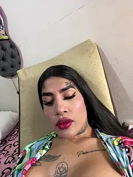 saragill323 online show from 02-26-25, 04:35