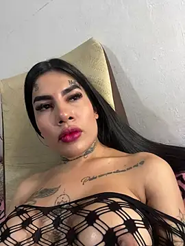 saragill323 online show from 03-11-25, 06:30