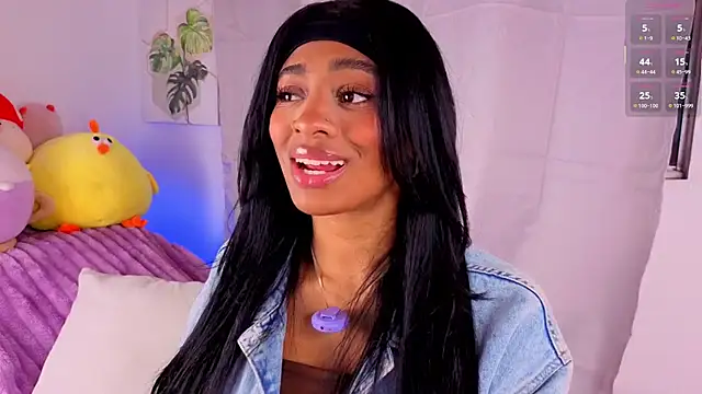 Snapshot of Heily_Fox chatting on 11-08-25, 06:13 Heily Fox online show from 11-08-25, 06:13