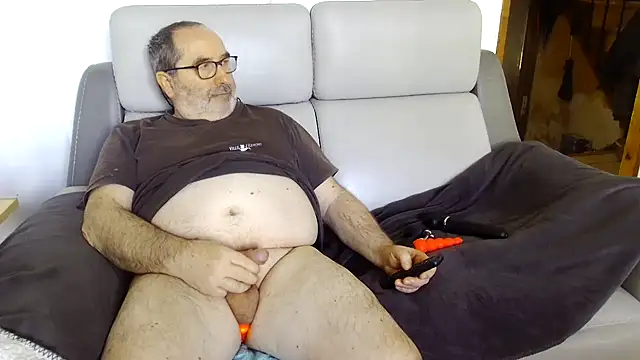 Snapshot of gillou1234 chatting on 03-07-25, 09:07 gillou1234 online show from 03-07-25, 09:07