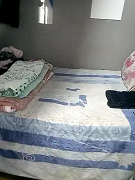 199Gif online show from 10-24-25, 04:31