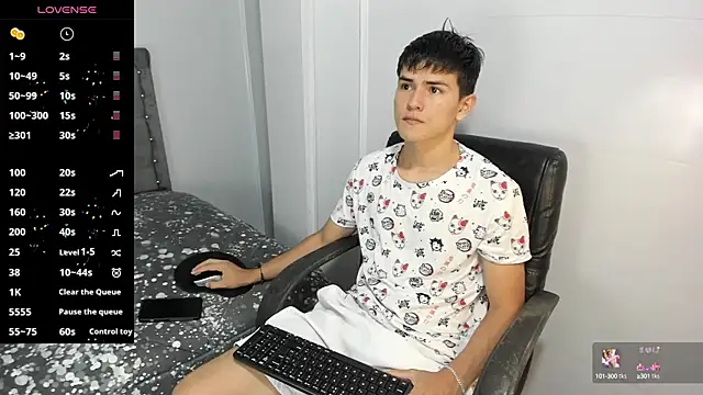 Snapshot of Jacobb_Lee chatting on 12-19-24, 09:06 Jacobb Lee online show from 12-19-24, 09:06