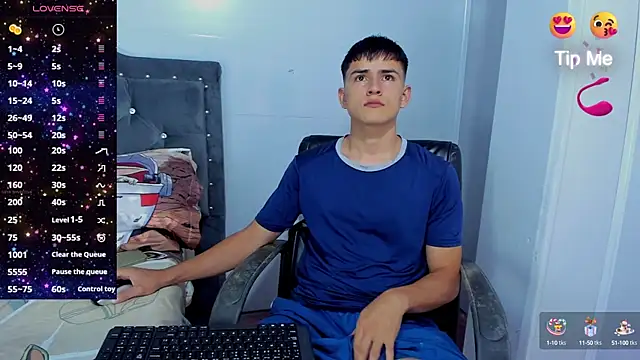 Snapshot of Jacobb_Lee chatting on 10-23-25, 09:35 Jacobb Lee online show from 10-23-25, 09:35