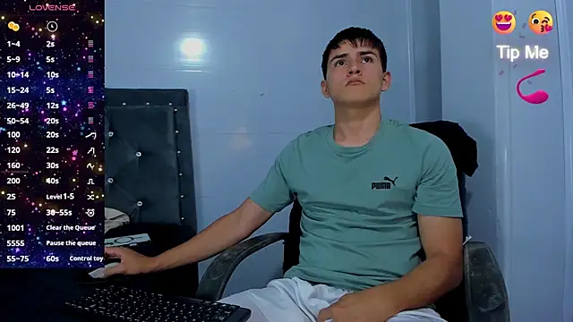 Snapshot of Jacobb_Lee chatting on 11-14-25, 09:13 Jacobb Lee online show from 11-14-25, 09:13