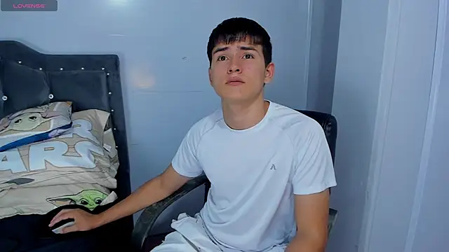 Snapshot of Jacobb_Lee chatting on 12-02-25, 08:48 Jacobb Lee online show from 12-02-25, 08:48