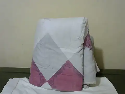 wetberrry online show from 10-14-25, 05:58