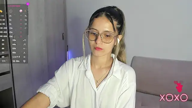 Lilacutte  online show from 09-29-25, 08:30