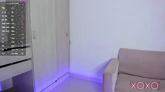 Lilacutte  online show from 03-11-26, 09:04