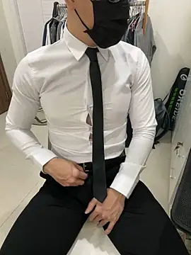 harrylouis1357 online show from 12-23-24, 02:28