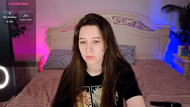 Snapshot of ur_kitty__ chatting on 10-02-25, 01:07 ur kitty online show from 10-02-25, 01:07