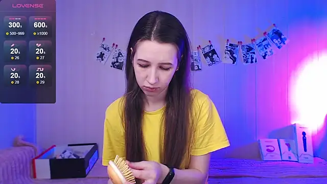 ur kitty   online show from 12-20-25, 11:06