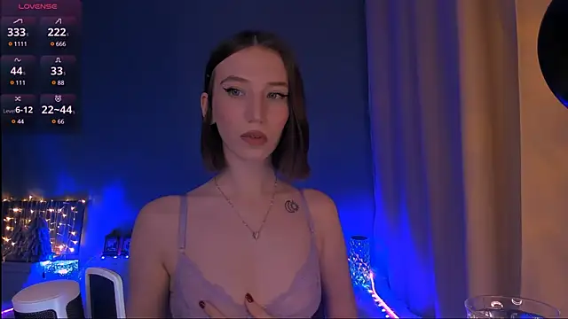 ellaamber online show from 01-12-25, 10:54