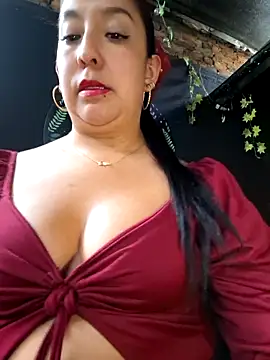 Bella keny online show from 10-29-25, 06:53