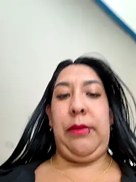 Bella keny online show from 05-29-26, 05:55