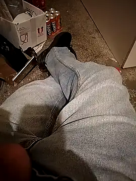 A man in public online show from 09-24-25, 07:39