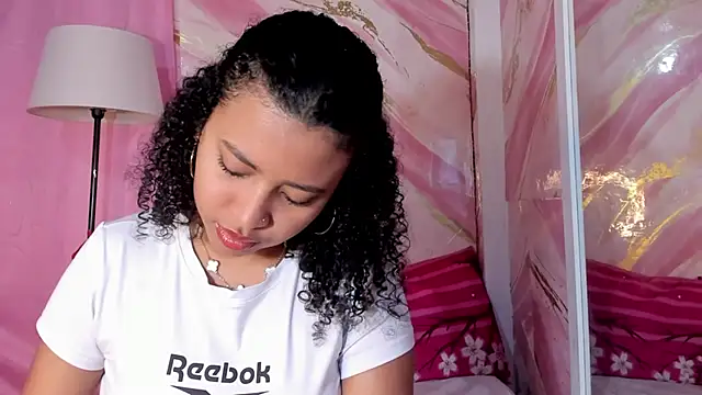 JessyZoe online show from 12-05-25, 01:31