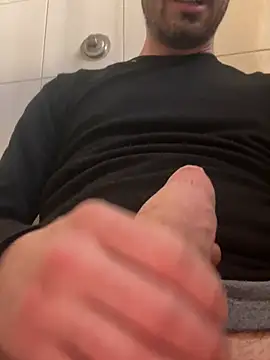 iltoscano95 online show from 02-06-26, 12:41