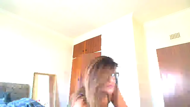 Snapshot of karmicQueen669 chatting on 07-15-26, 01:49 karmicQueen669 online show from 07-15-26, 01:49