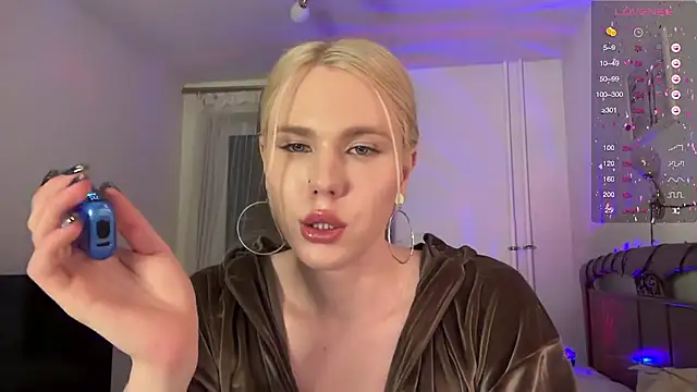 DanielPaige  online show from 01-18-25, 10:28