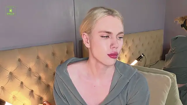 DanielPaige  online show from 01-22-25, 07:13