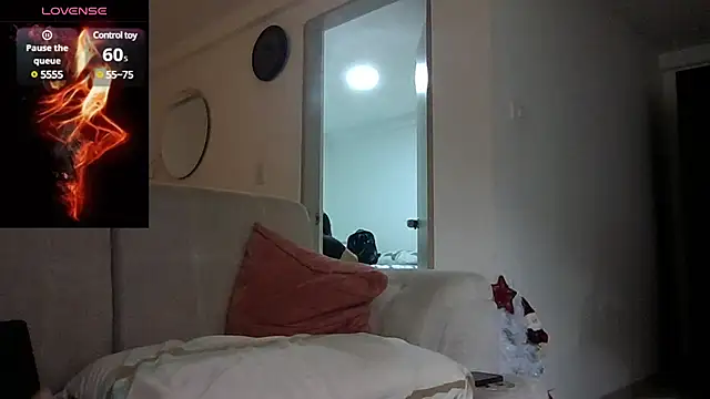 saramartinez1000 online show from 12-06-24, 09:24