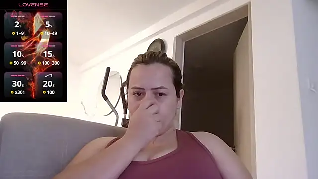 saramartinez1000 online show from 01-21-25, 02:48