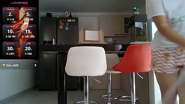 saramartinez1000 online show from 02-20-25, 05:51