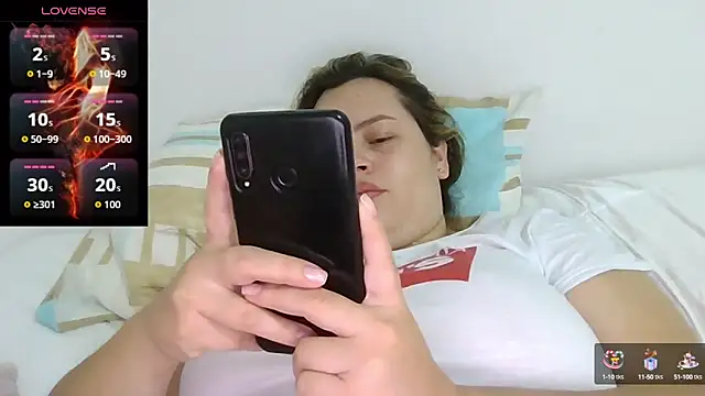 saramartinez1000 online show from 09-20-25, 03:35