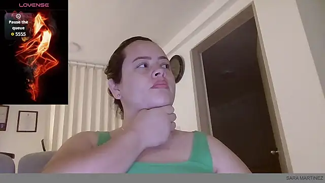 saramartinez1000 online show from 10-02-25, 02:57