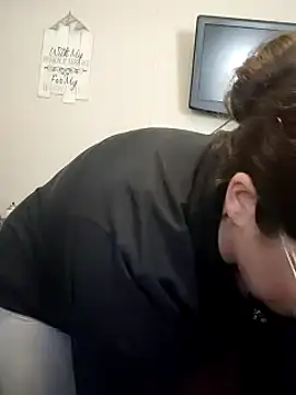 velvetta  online show from 01-12-25, 05:22