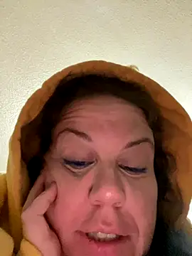 velvetta  online show from 10-11-25, 07:18