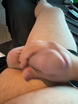 Snapshot of Sebastian24589 chatting on 09-24-25, 07:33 Sebastian24589 online show from 09-24-25, 07:33