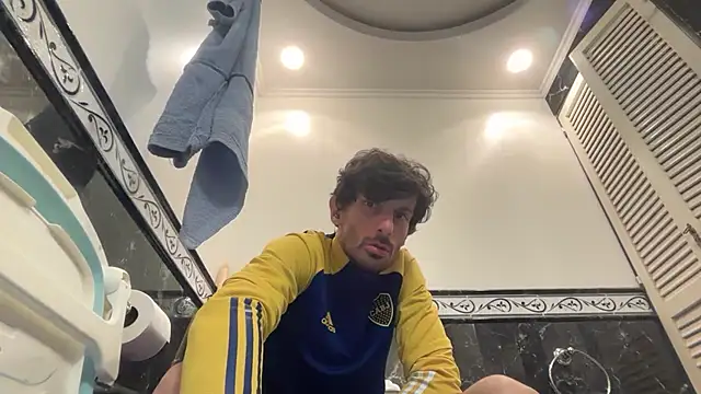 nicolaaaaas online show from 03-26-26, 12:39