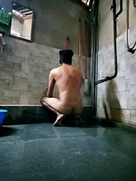 Heman100492 online show from 04-21-26, 07:14