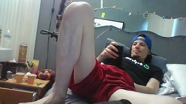 Snapshot of gifted723 chatting on 12-04-25, 12:42 gifted723 online show from 12-04-25, 12:42