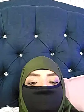 Snapshot of Uzra_hayed chatting on 02-23-25, 01:46 Uzra hayed online show from 02-23-25, 01:46