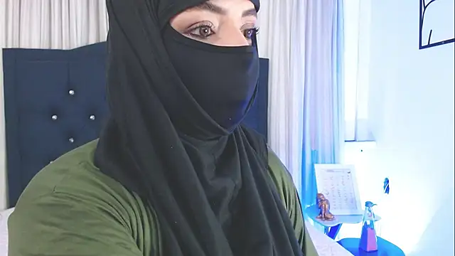 Snapshot of Uzra_hayed chatting on 03-06-25, 07:54 Uzra hayed online show from 03-06-25, 07:54