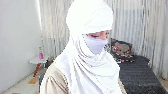Uzra hayed online show from 05-14-26, 02:13