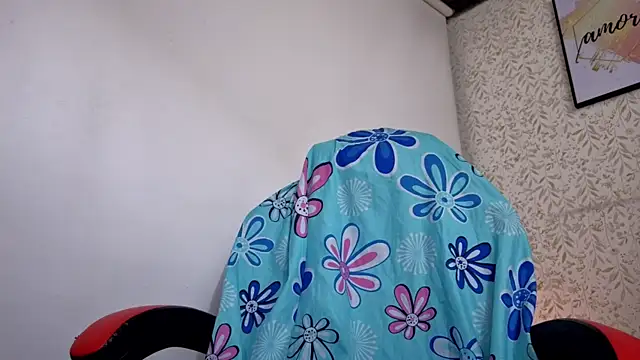 luly pink online show from 07-16-26, 05:02