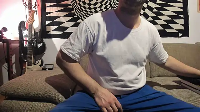 Snapshot of soulfuck92 chatting on 12-17-24, 03:06 soulfuck92 online show from 12-17-24, 03:06