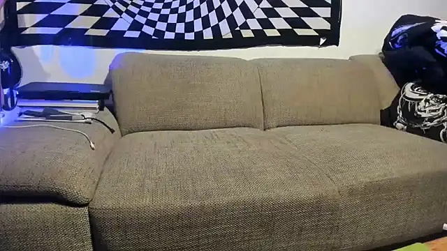 Snapshot of soulfuck92 chatting on 02-06-25, 08:23 soulfuck92 online show from 02-06-25, 08:23