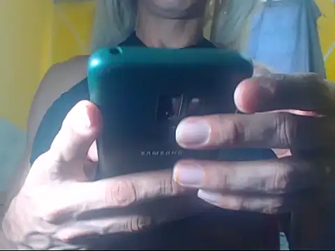 DanielaMuscleTS online show from 12-26-24, 06:33