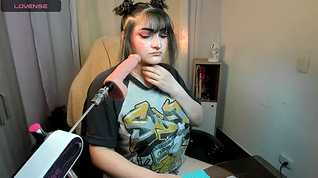 setzuna  online show from 11-20-25, 01:28