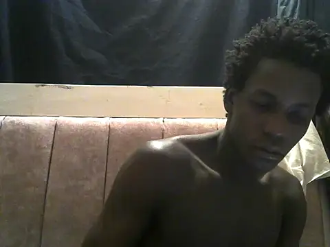 Snapshot of Bigras0011 chatting on 07-03-26, 09:16 Bigras0011 online show from 07-03-26, 09:16