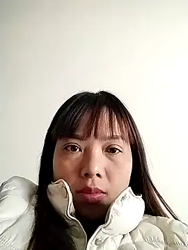 Snapshot of Lady-big91 chatting on 01-03-25, 05:50 Lady-big91 online show from 01-03-25, 05:50