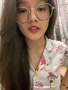 Krixxi22 online show from 12-07-24, 02:35