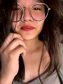 Krixxi22 online show from 09-09-25, 03:22