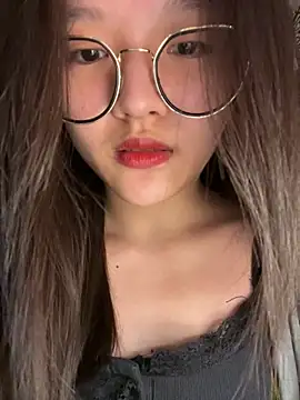 Krixxi22 online show from 09-12-25, 02:17