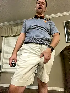 Snapshot of Realybigdill chatting on 09-14-25, 01:16 Realybigdill online show from 09-14-25, 01:16